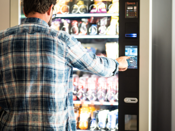 Growing Snack & Beverage Vending Company with Flexible Schedule